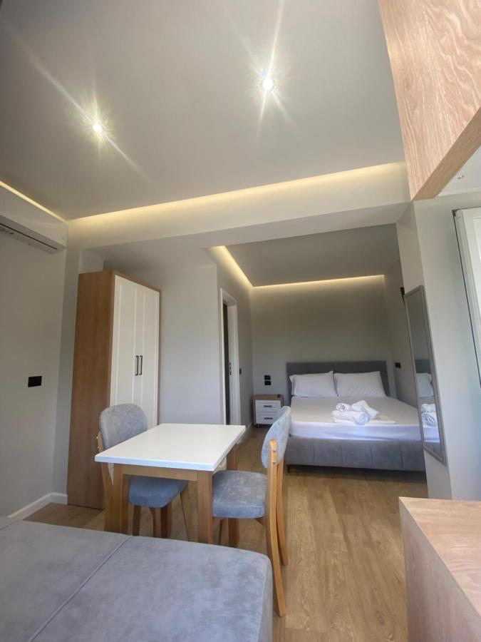 Maison Apartments Vlorë Extérieur photo