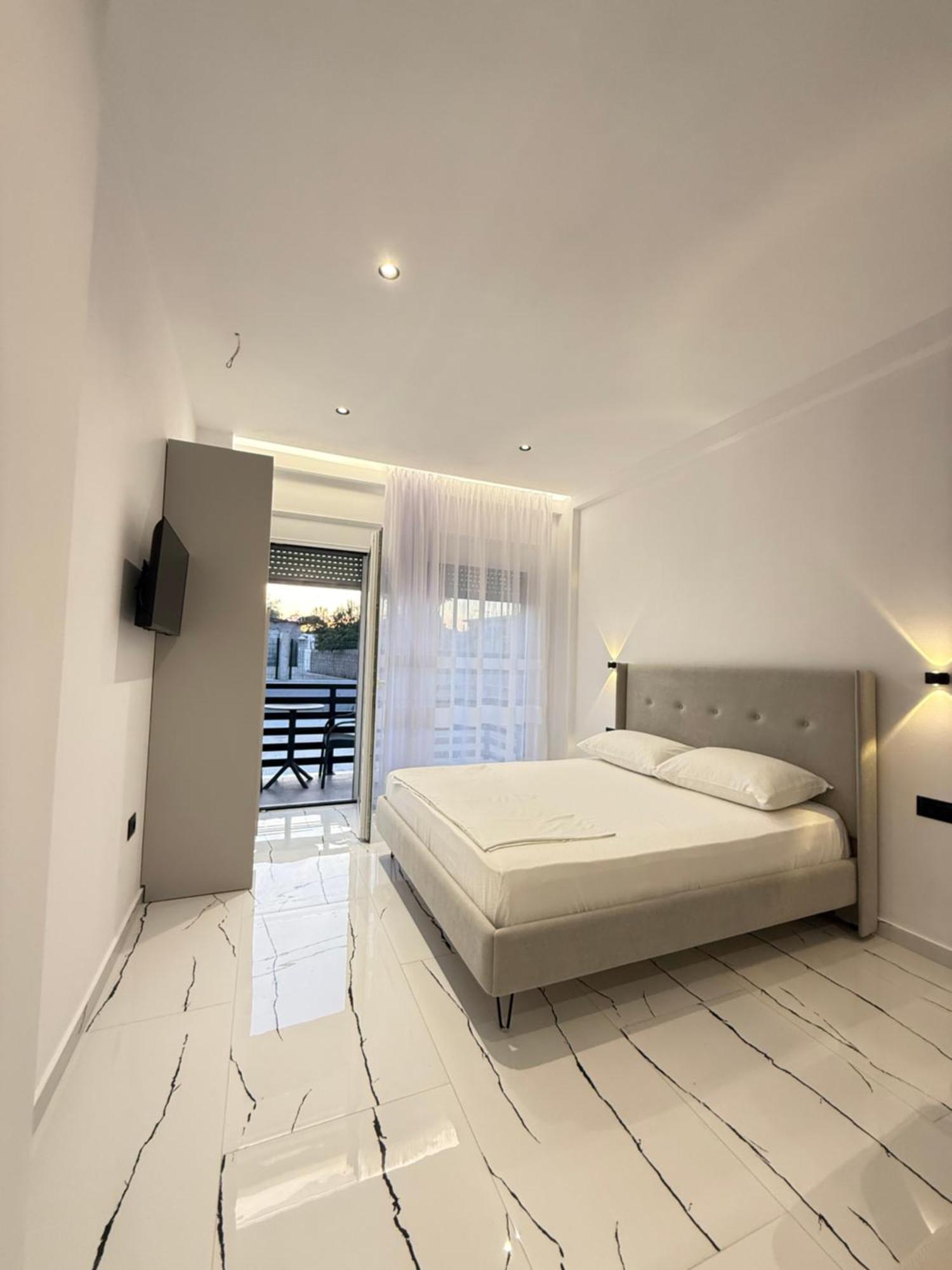 Maison Apartments Vlorë Extérieur photo